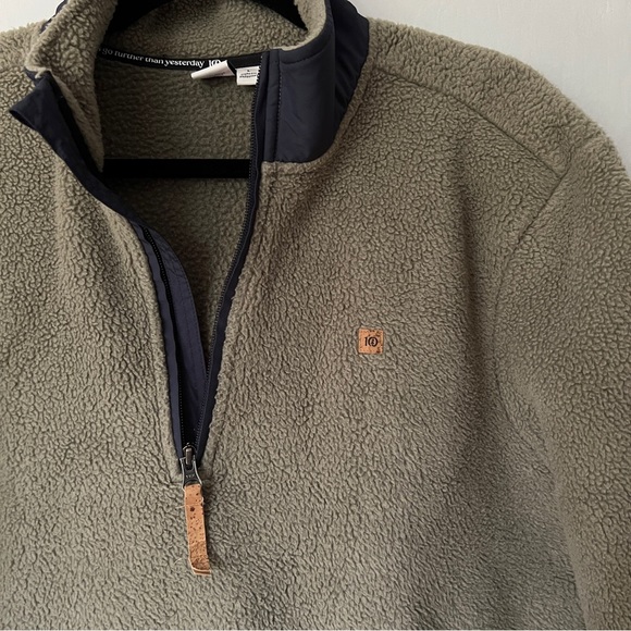 Green Half Zip Fleece - Picture 2 of 7